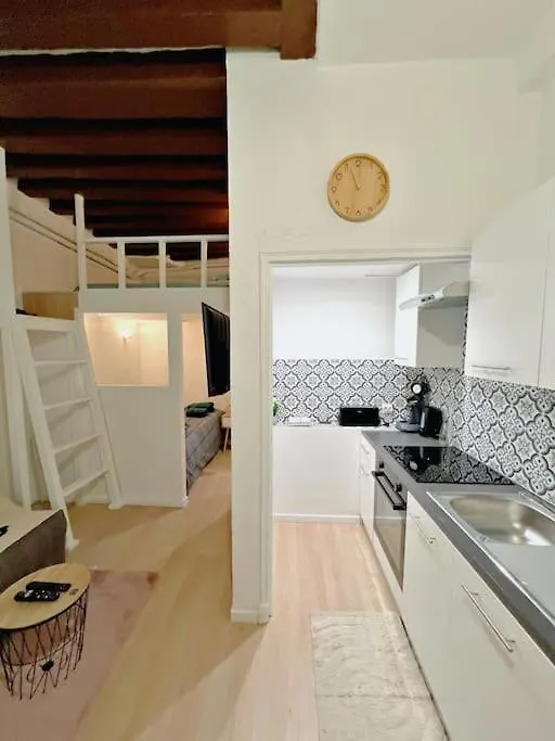 Appartement Au Centre De Paris 0*,