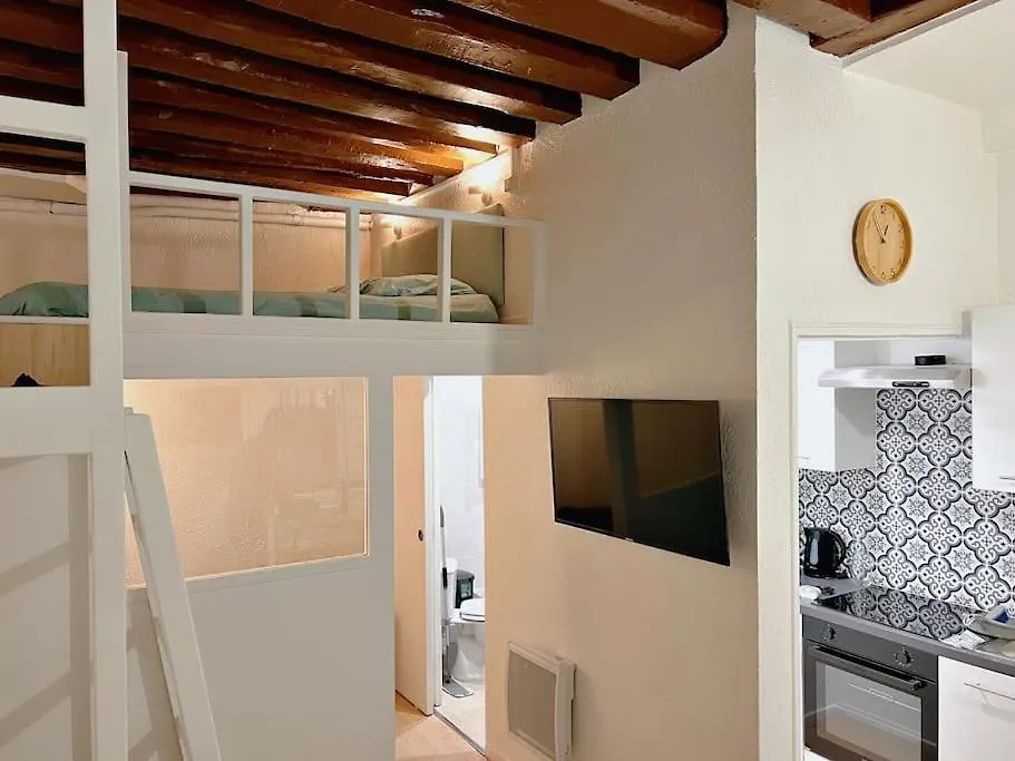 Appartement Au Centre De Paris 0*,  France